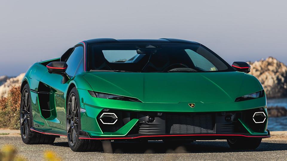 Lamborghini Sues Dealer For Selling To Unauthorized Shoppers