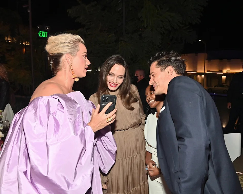 <p>Famous Friends</p>