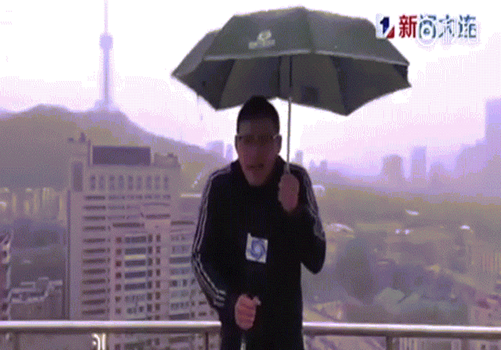 Những sự cố 'dở khóc dở cười' của MC khi dẫn sóng truyền hình trực tiếp