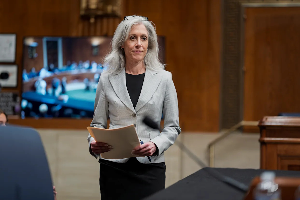 CDC director declines to resign after HHS tries to push her out