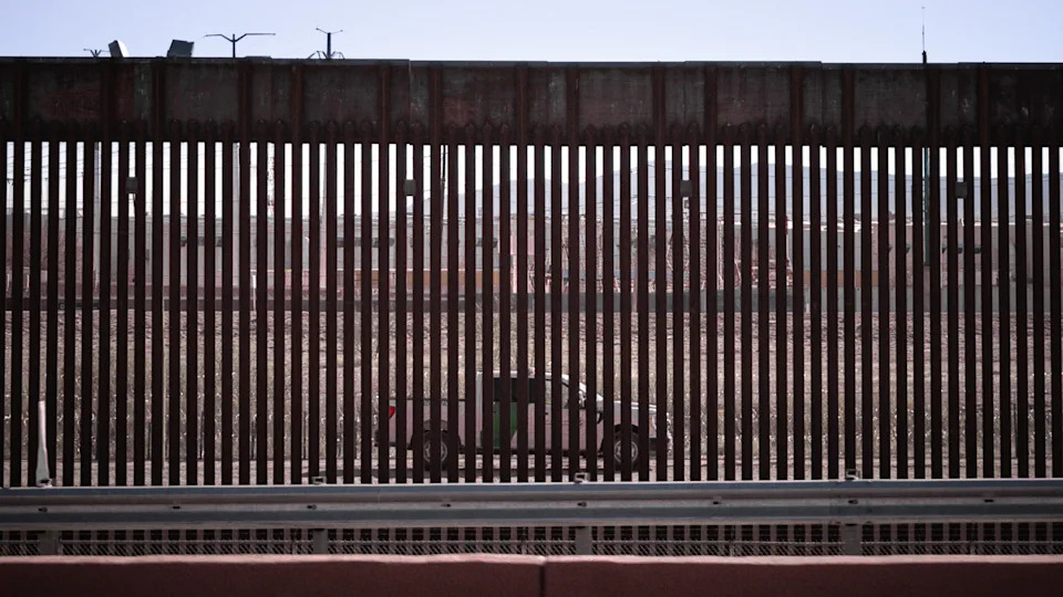 southern border wall el paso