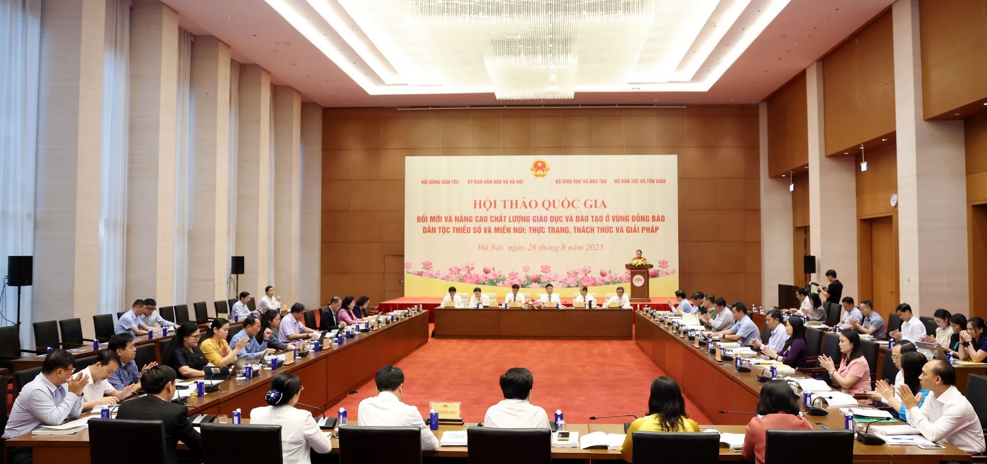 Cần quy hoạch lại mạng lưới trường lớp vùng dân tộc thiểu số, miền núi