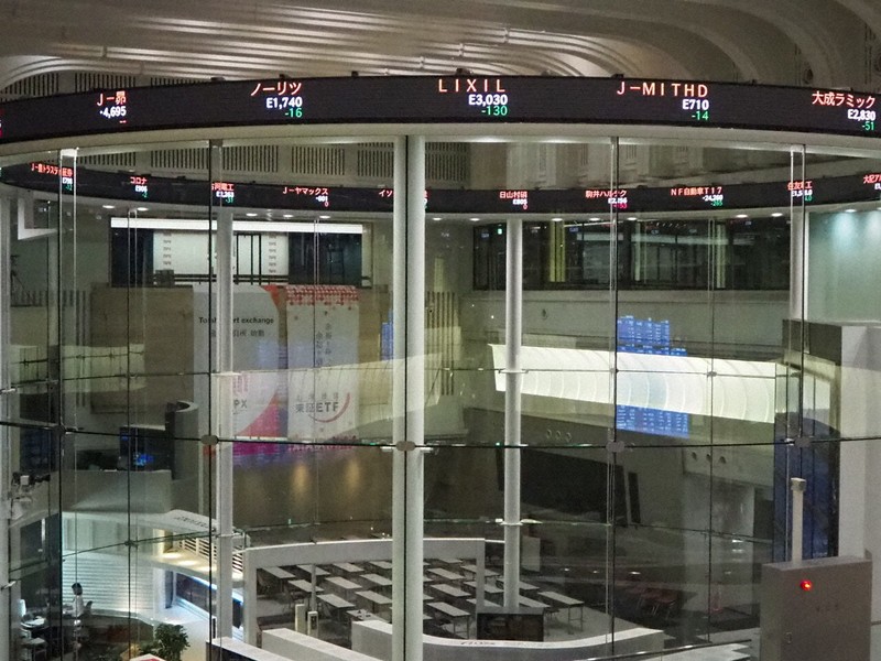日経平均反落、一時600円安　FRB理事解任で円高進行に嫌気