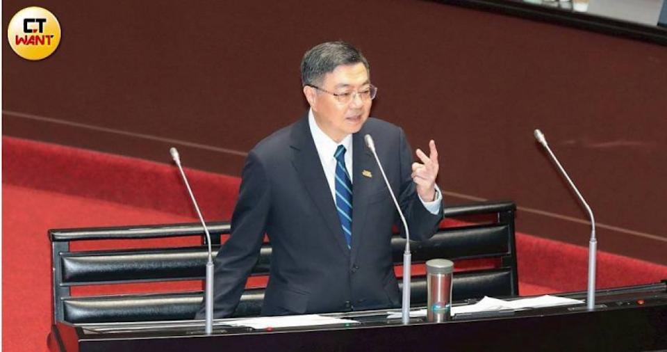 政院未編志願役加薪及警消退休金 民眾黨團怒：公然違反依法行政王小萌