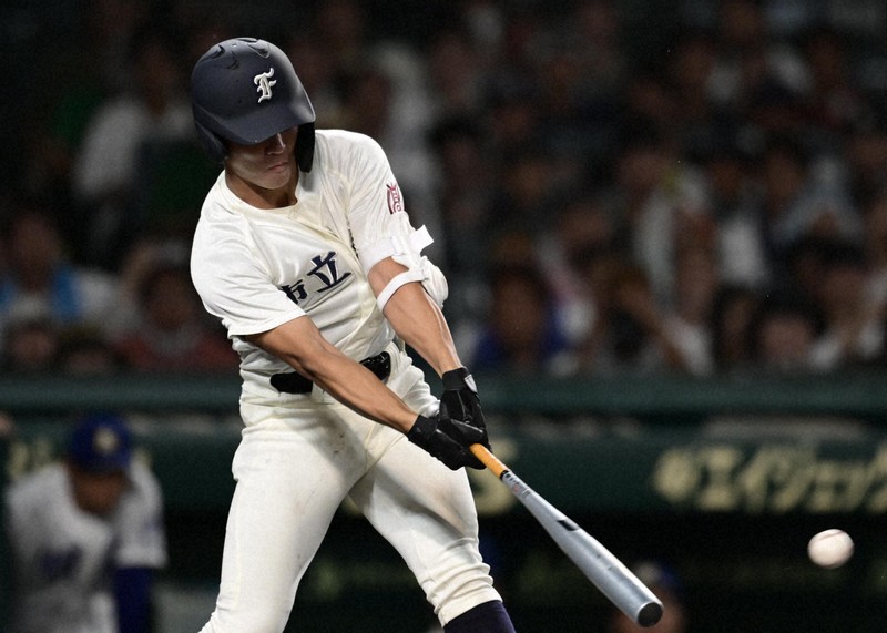 市船橋、初安打は「ガッツマン」花嶋大和のバットから　夏の甲子園
