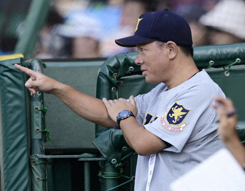 仙台育英・須江監督「自問自答をさせ続けた先に…」　夏の甲子園