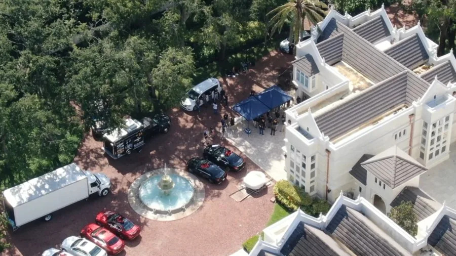 A still image from drone footage shows the FBI execute a search warrant at an address in Tampa, Florida. (Courtesy News 8 Florida sister station WFLA)