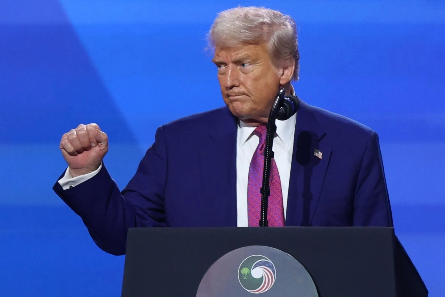 Ông Trump công bố kế hoạch đổi tên Bộ Quốc phòng Mỹ