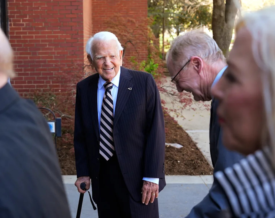 Former Gov. George Nigh greets former Oklahoma State University President Burns Hargis before a memorial service for former U.S. Sen. David Boren on March 29, 2025.
