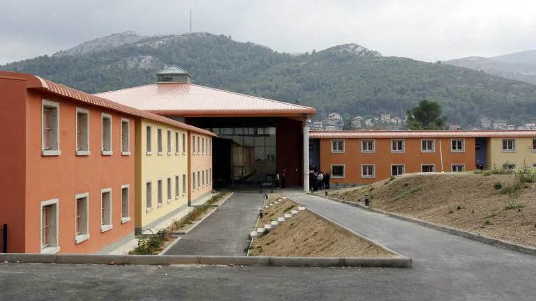 À Marseille, la prison pour mineurs menacée de fermeture, ce que l’on sait des conditions d’incarcération