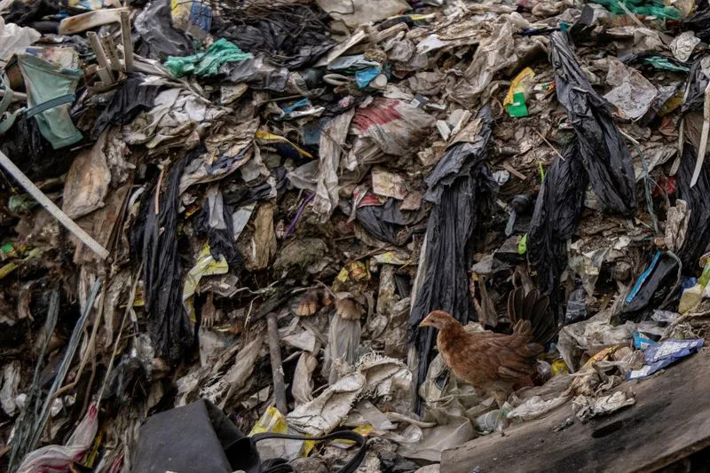 Exclusive-Trump administration memo urges countries to reject plastic production caps in UN Treaty
