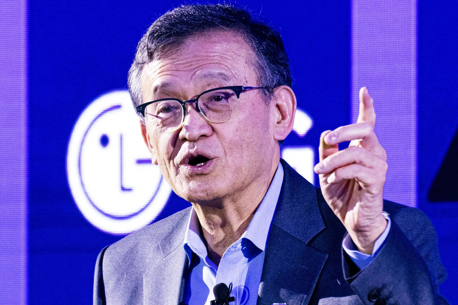 Tổng thống Trump muốn CEO Intel từ chức ngay lập tức