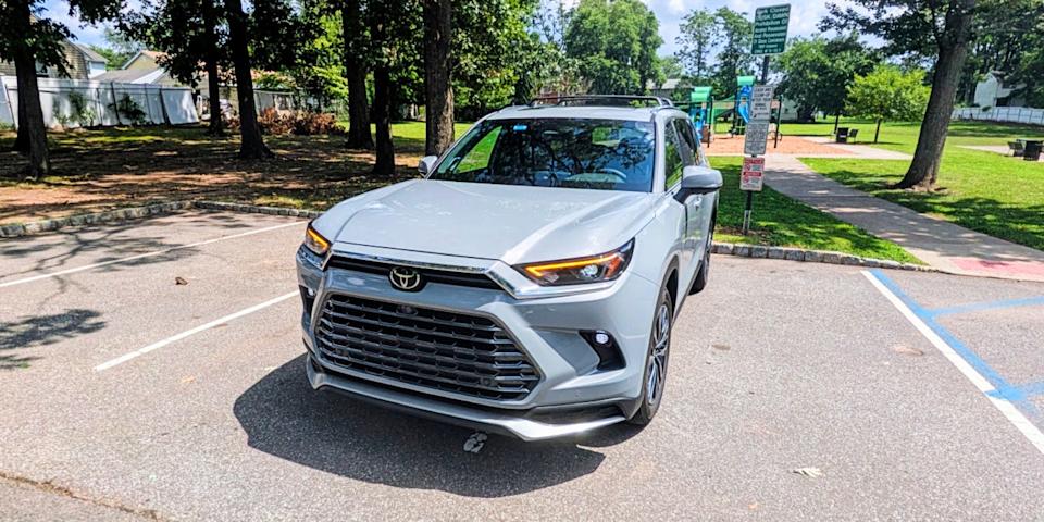 2025 Toyota Grand Highlander Hybrid MAX Platinum