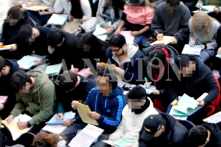 El estudiante que se copió durante el examen de residentes de medicina