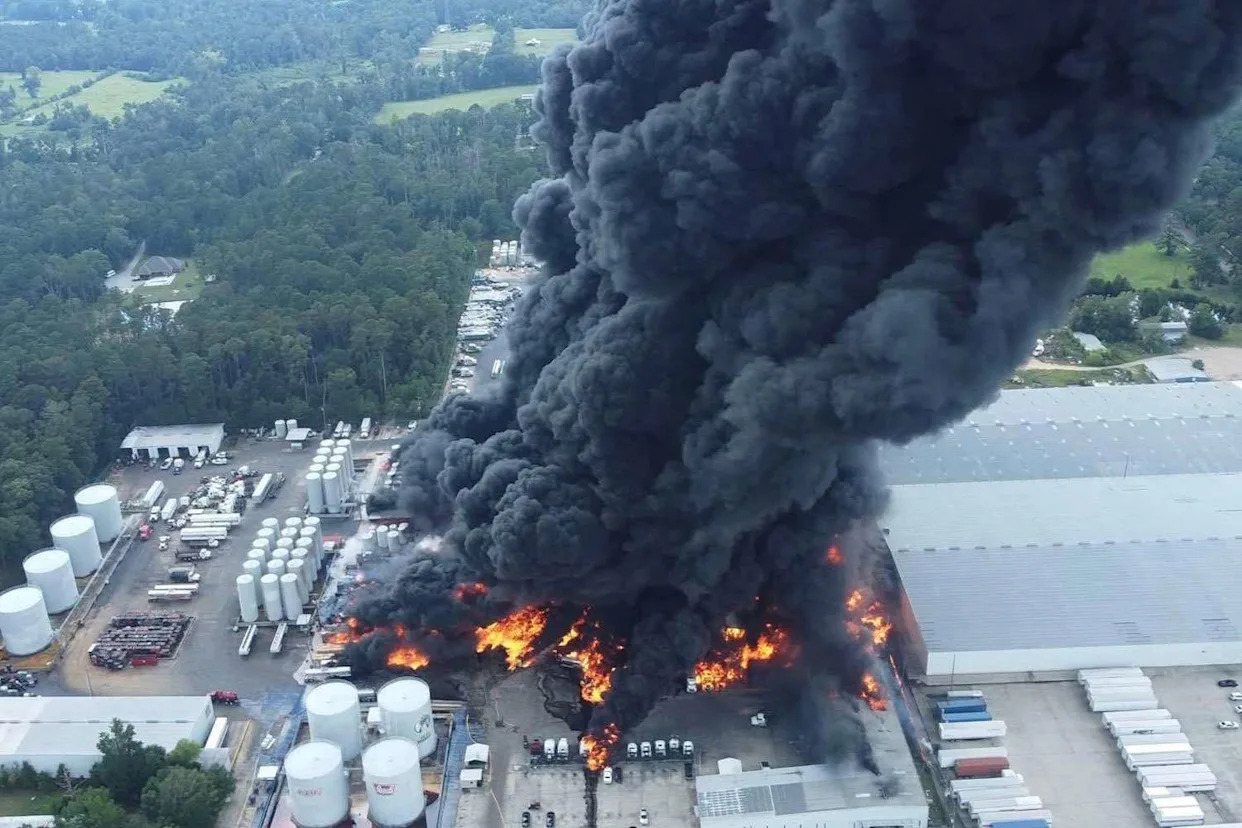 Chemical Explosion, Which Rained Down Oil and Sparked Massive Fire at a Louisiana Auto Plant, Leads to Evacuations