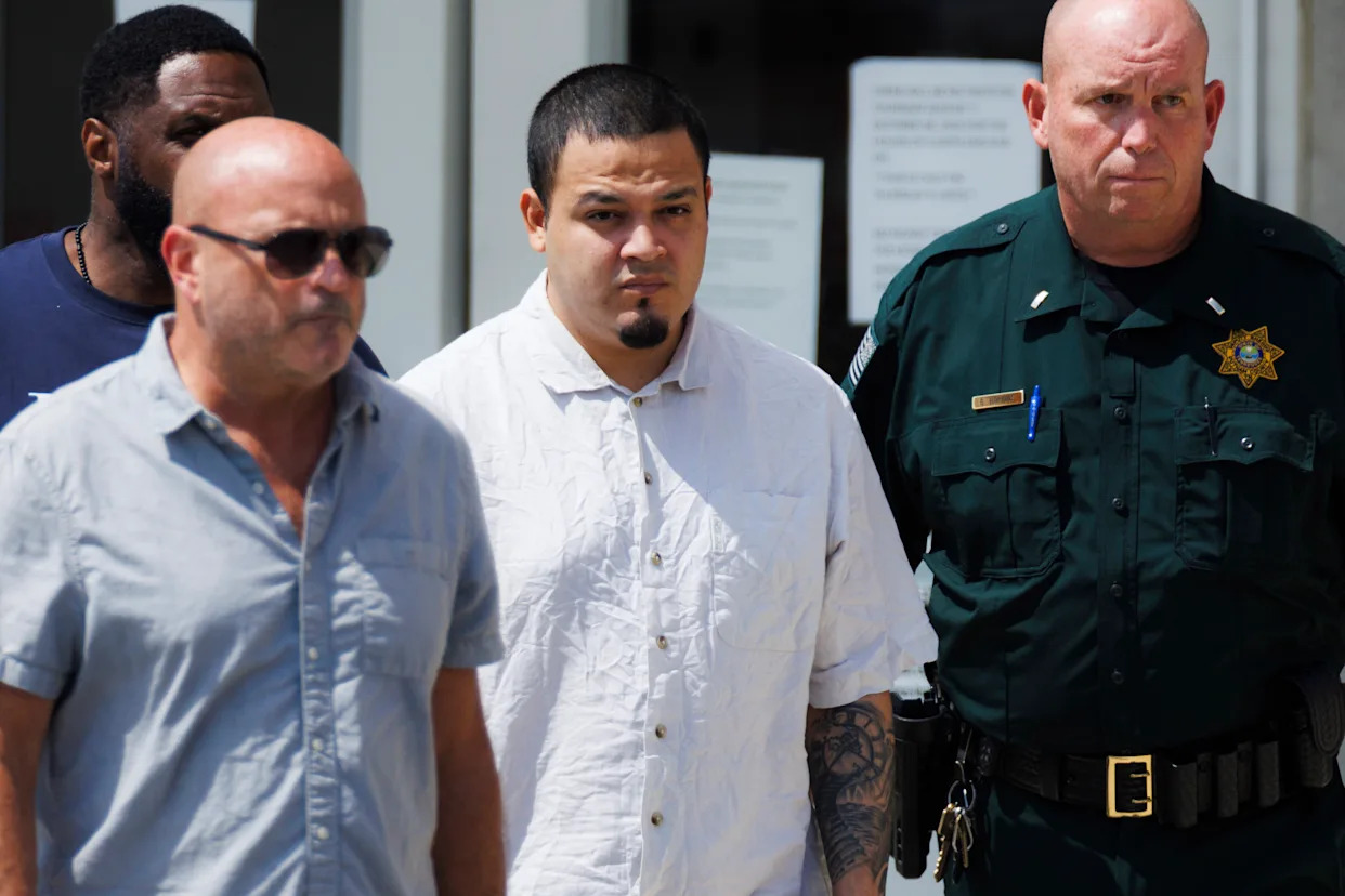 Kilmar Abrego Garcia is freed from Tennessee jail so he can rejoin family in Maryland to await trial