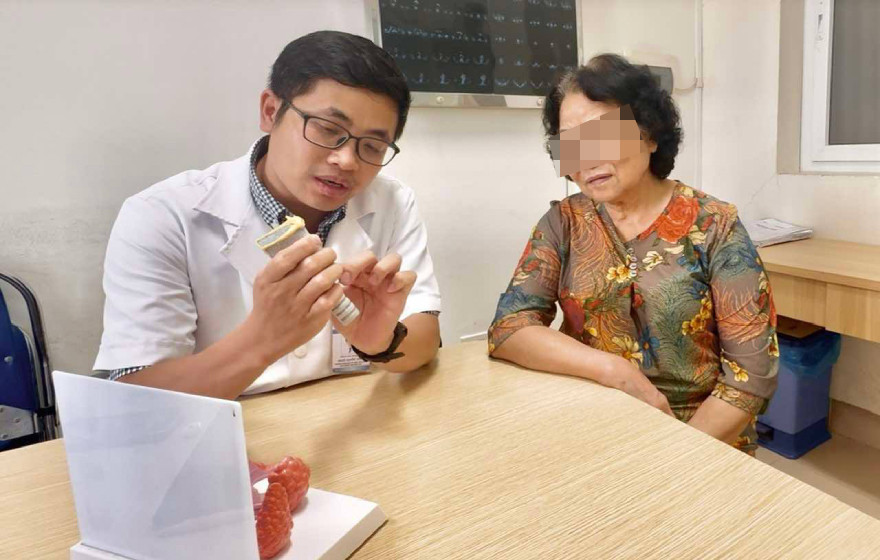 Người phụ nữ khỏe mạnh sau gần nửa thế kỷ mắc ung thư tuyến giáp