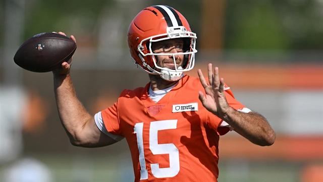 New York Giants vs. Cleveland Browns: Which quarterback room would you rather have?