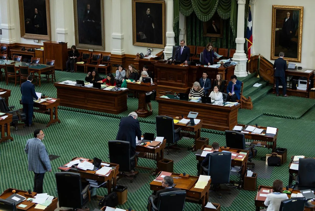 Texas Senate approves GOP congressional map