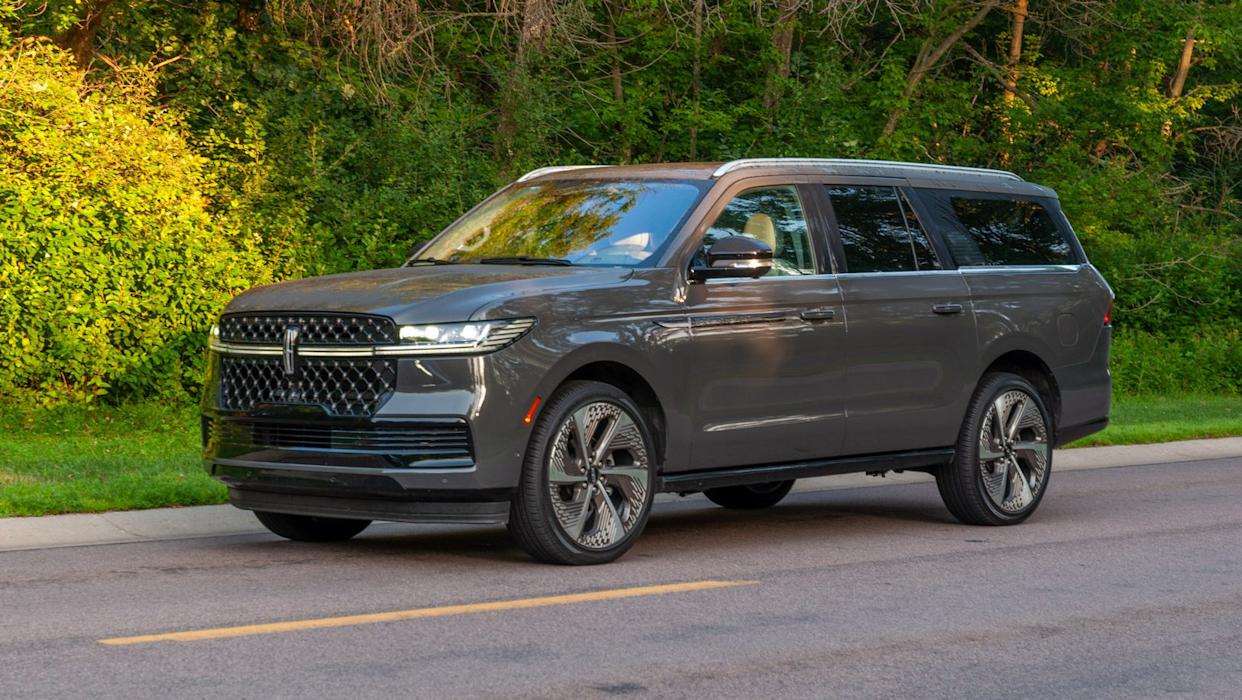 Ford CEO ‘Refused To Do It’ When Team Pushed for Lincoln To Go All-Electric: TDS