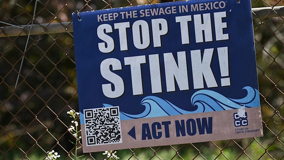 Sign protesting pollution in Southern California