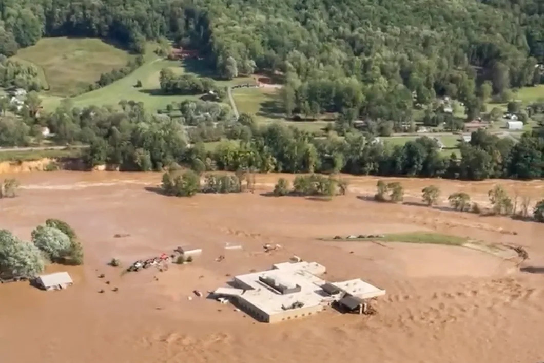 Floodwater engulfed a Tennessee hospital. Then came the megalaw.