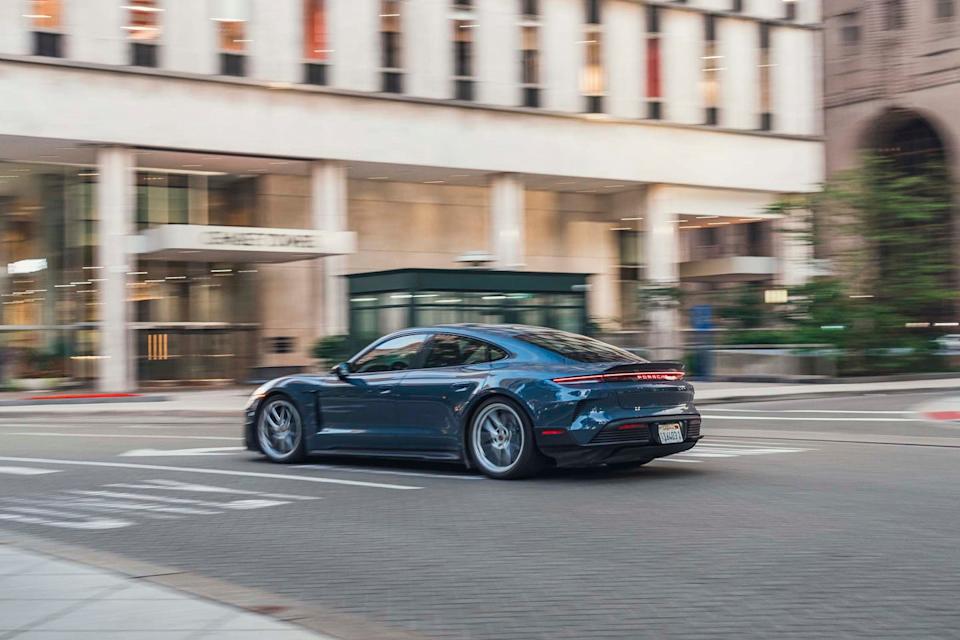 2025 porsche taycan turbo gt