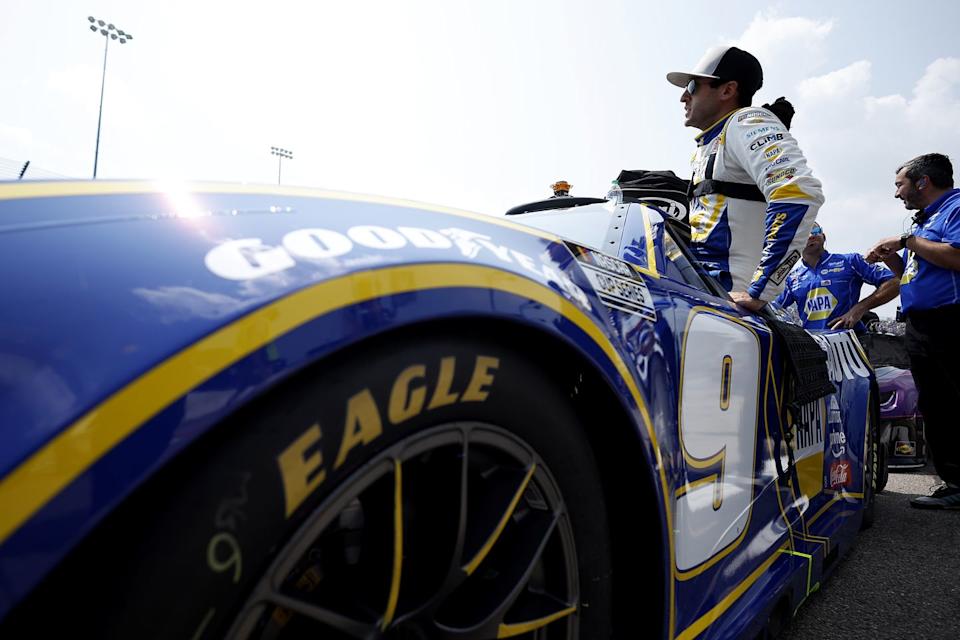 nascar cup series iowa corn 350 powered by ethanol qualifying