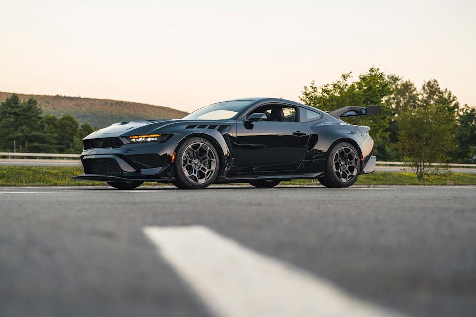 2025 ford mustang gtd