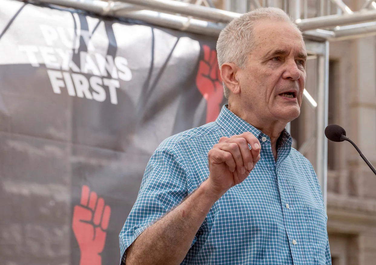 Doggett says he won’t run against Casar if Texas maps are approved