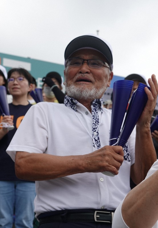 67年ぶりの甲子園アルプスに　82歳の魚津元選手が未来富山に声援