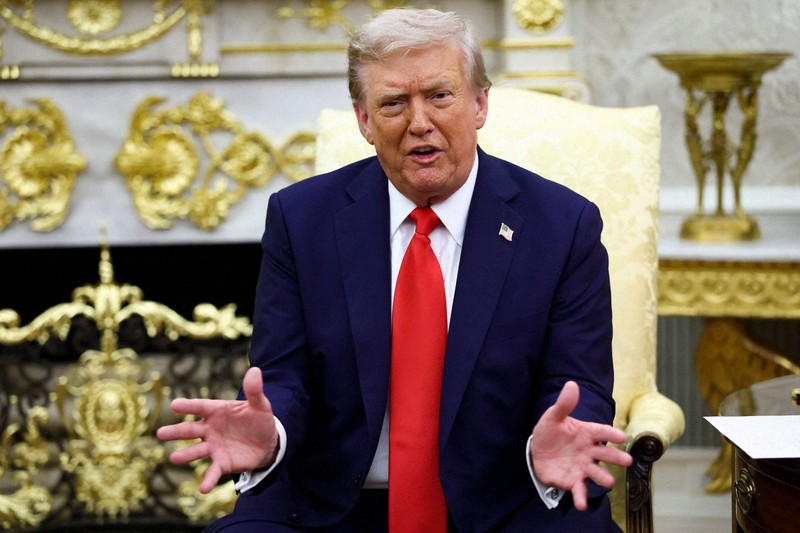 「夏休み取りません」　トランプ氏、ウクライナ協議の進展見極めか