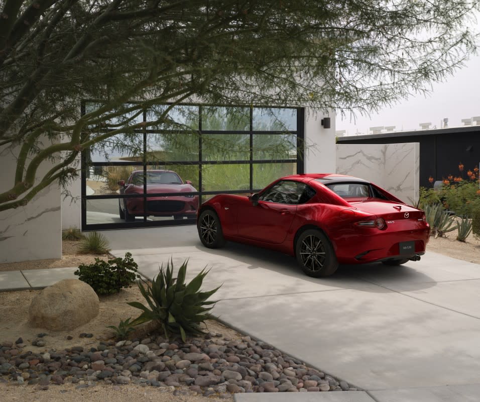 2025 Mazda MX-5 MiataMazda