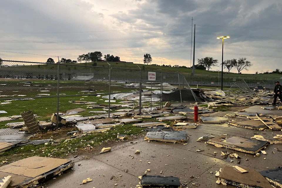 Debris (Nebraska Dept. of Correctional Services)