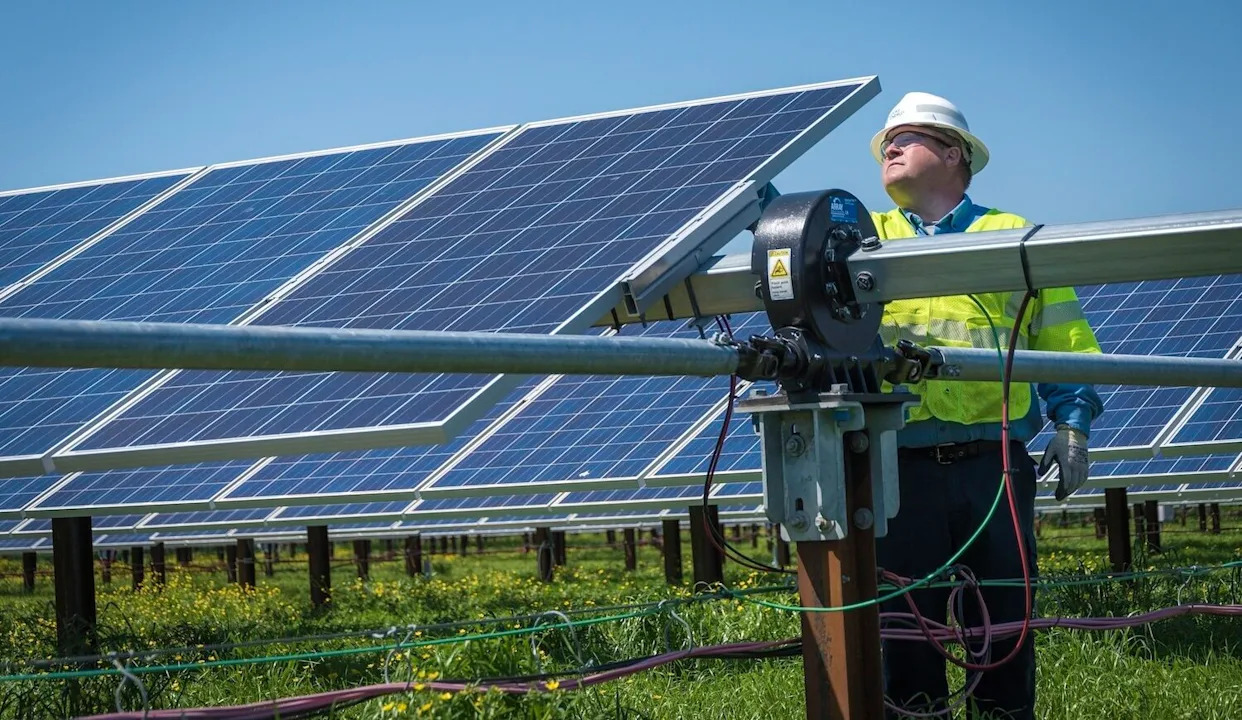 North Carolina ditched its 2030 climate goal. Now what?