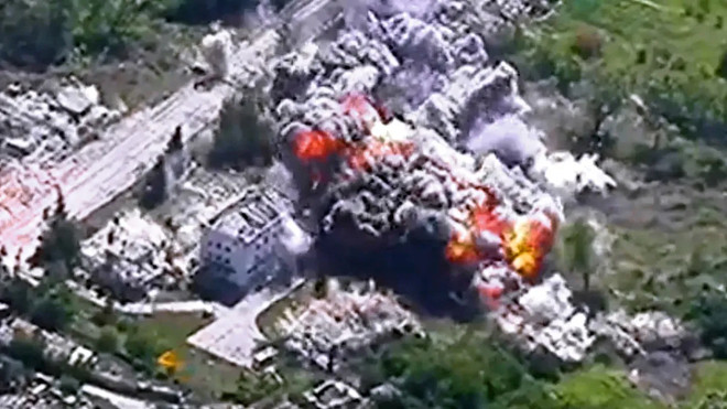 Vũ khí khó tiêu diệt của Nga buộc Ukraine và NATO hợp sức đối phó