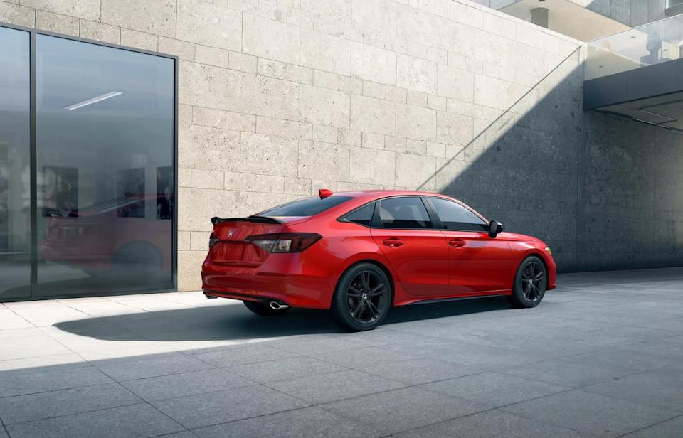 Is the 2025 Honda Civic Si Sedan Worth $30,250? Strengths and Weaknesses Revealed
