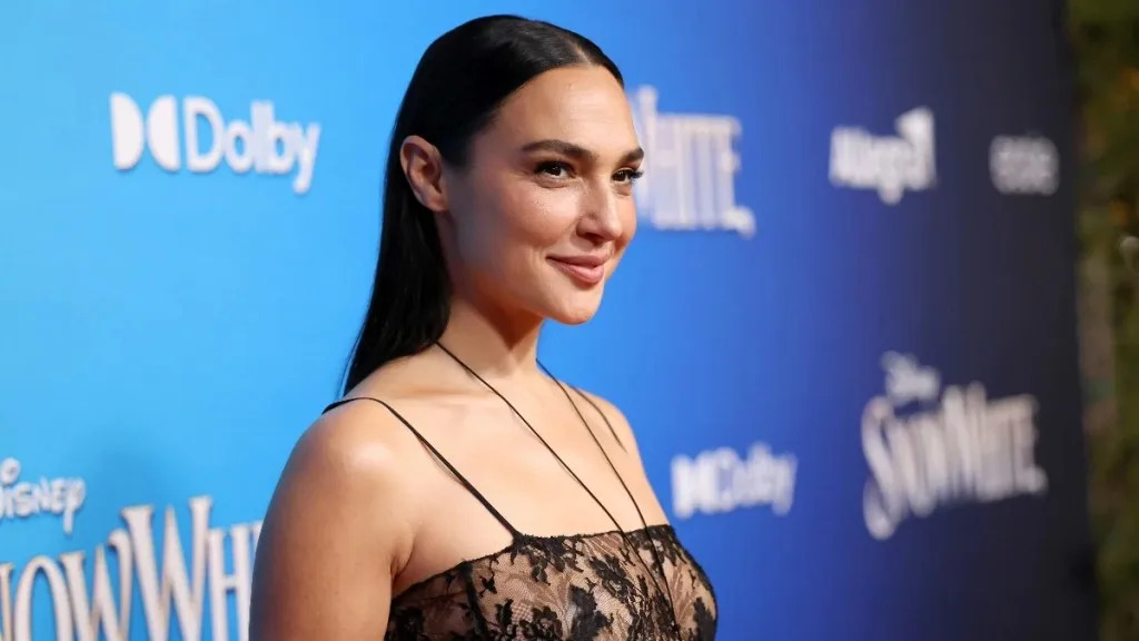 Gal Gadot Says She Left ‘Entourage’ Set Because Someone Behaved Inappropriately, ‘Hated’ the Experience