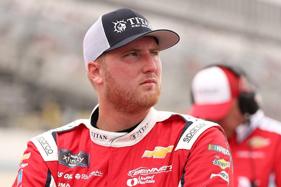 nascar xfinity series betrivers 200 qualifying