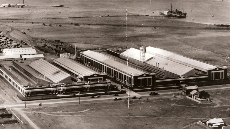 Ford's Australia Geelong Engine Plant, circa 1935
