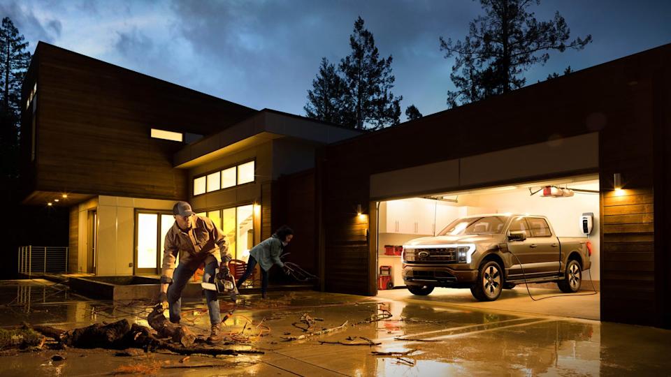 2022 ford f150 lightning home charging in garage
