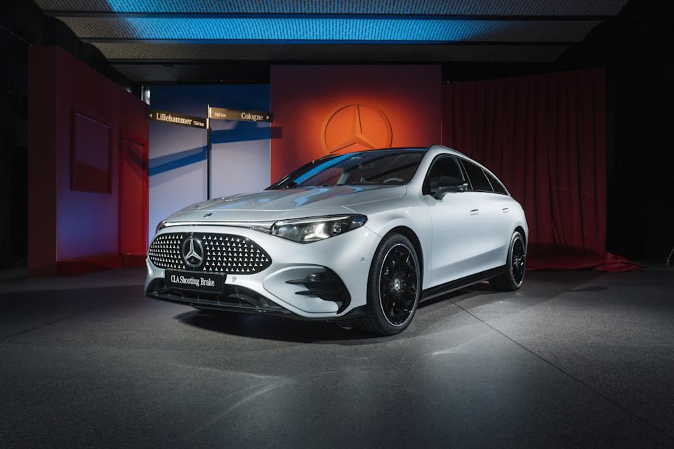 Mercedes-Benz CLA Shooting Brake with EQ TechnologyMercedes-Benz