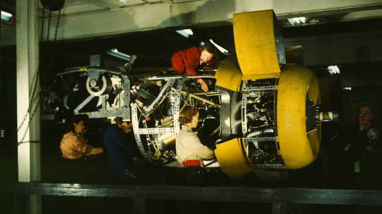 Women assembling a B-24 bomber engine at Ford's Willow Run plant