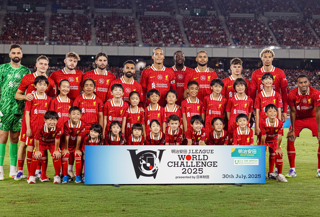 'Bom tấn' Florian Writz ghi bàn đầu tiên cho Liverpool