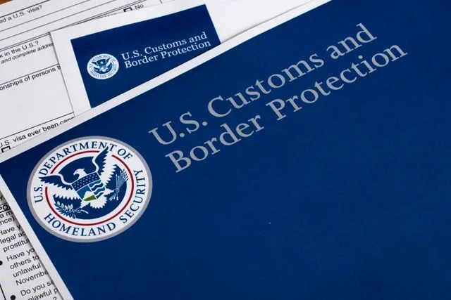 Getty US Customs and Border Protection form to fill out