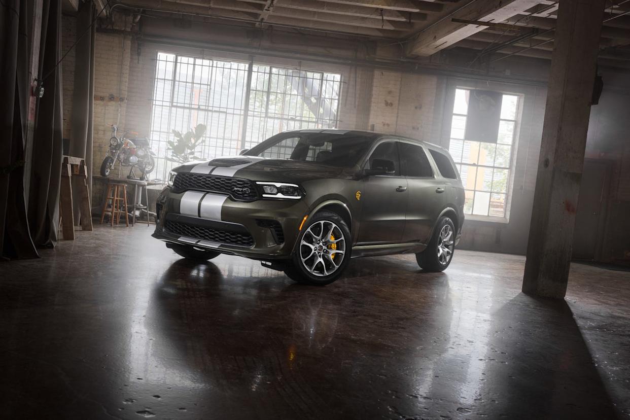 The Dodge Durango SRT Hellcat Is Back for 2026 with Jailbreak Model Adding Customizability