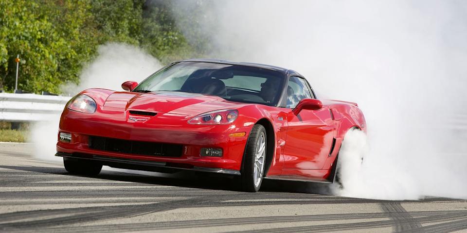 land vehicle, vehicle, car, sports car, automotive design, performance car, chevrolet corvette c6 zr1, supercar, sports car racing, luxury vehicle,