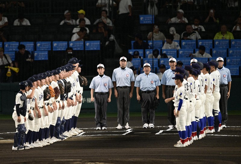 高知中央－綾羽が史上最遅の開始に、2夜連続更新　夏の甲子園