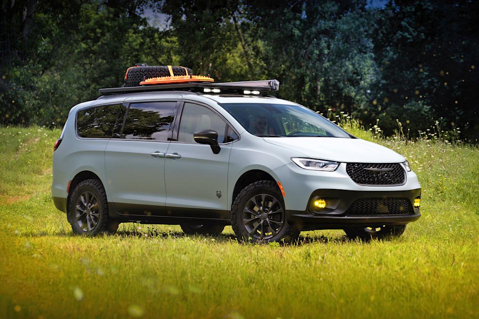 Chrysler Pacifica Grizzly Peak