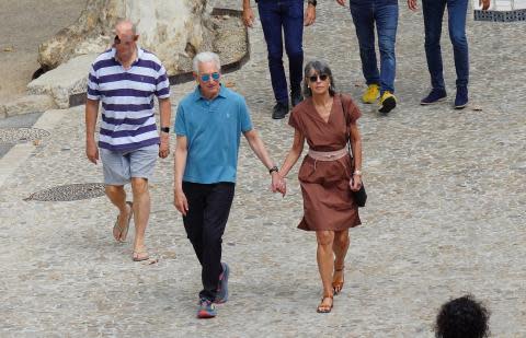 Convoqué par le Quai d’Orsay, l’ambassadeur américain Charles Kushner préfère poursuivre ses vacances